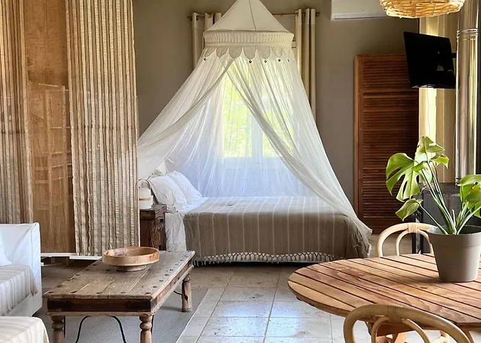 Fos Ionian Breeze * Platrithias